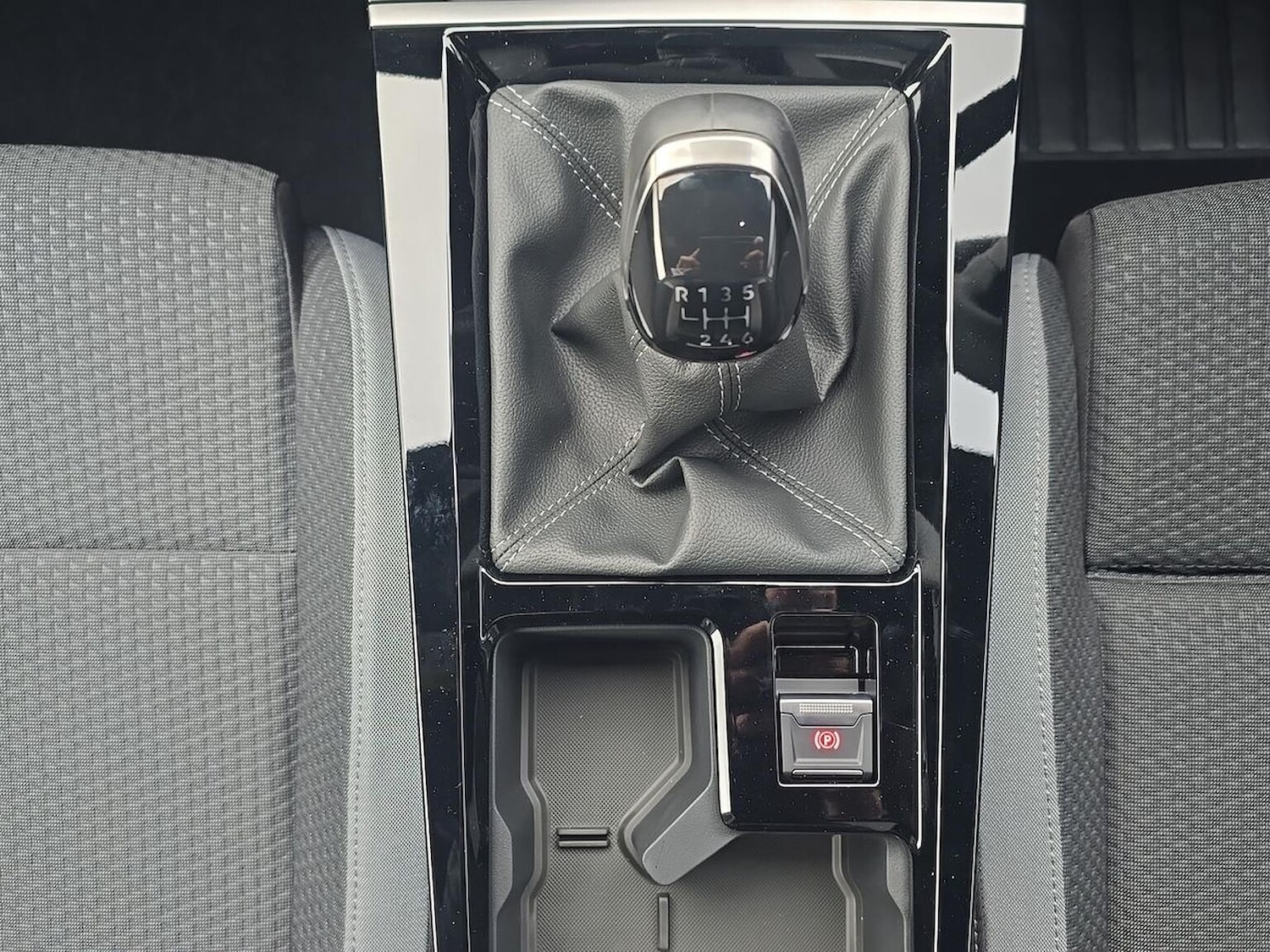 Used Vauxhall Astra 2025 for sale - 76725845: Photo 32