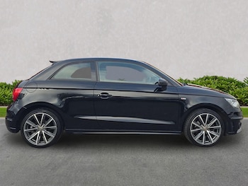 Used Audi A1 2015 for sale - 76198482: Photo
