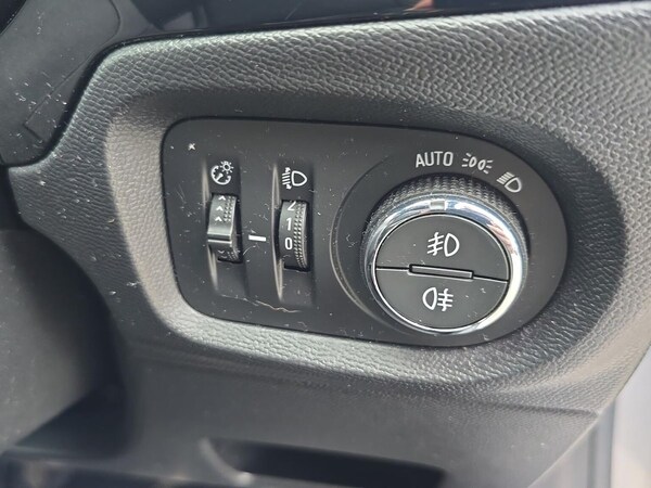 Used Vauxhall Corsa 2020 for sale - 76225016: Photo 25