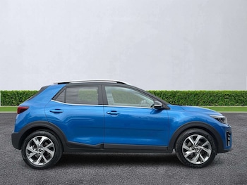 Used Kia Stonic 2023 for sale - 79143343: Photo