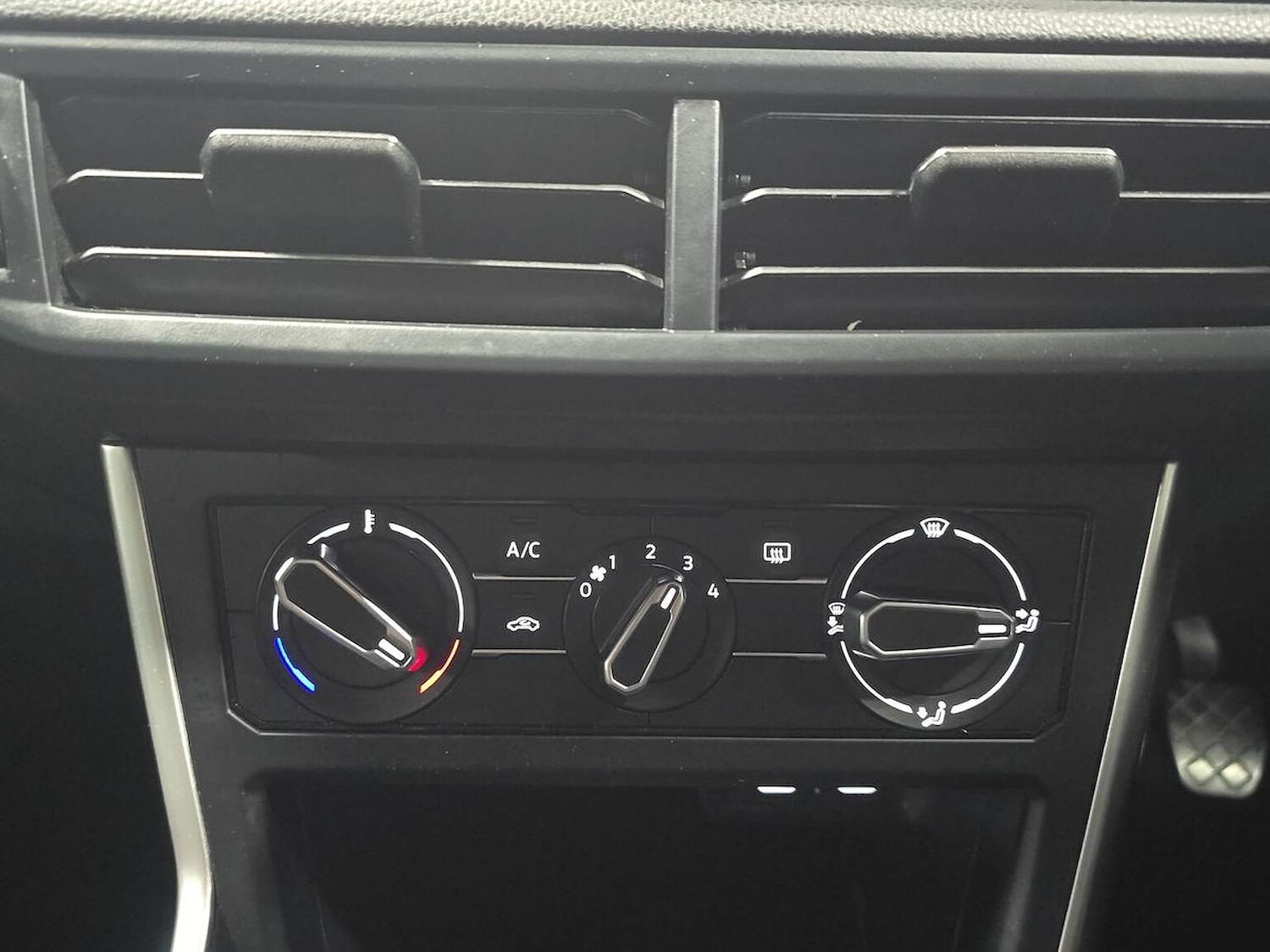 Used Volkswagen Polo 2024 for sale - 78018472: Photo 12