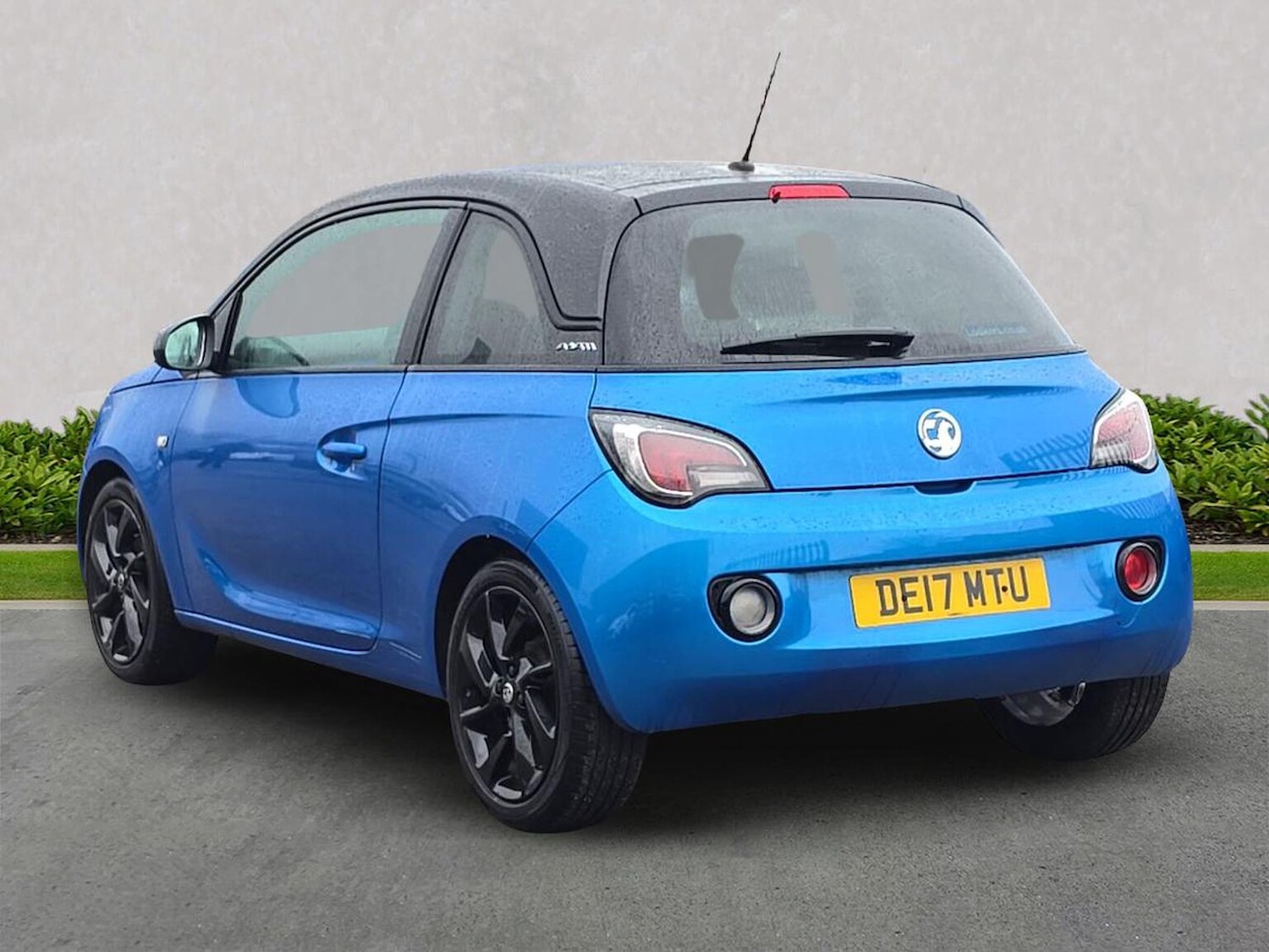 Used Vauxhall ADAM 2017 for sale - 78190984: Photo 2