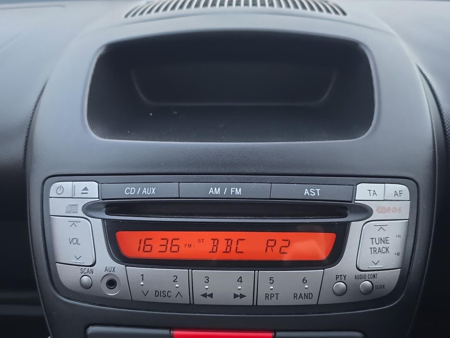 Used Citroen C1 2014 for sale - 76455263: Photo 11