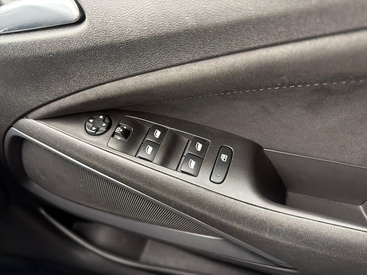 Used Vauxhall Crossland 2022 for sale - 77034648: Photo 23