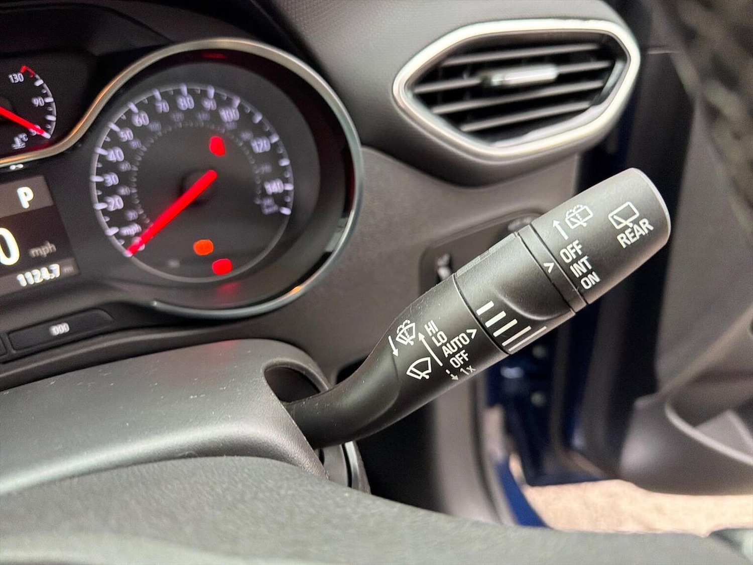 Used Vauxhall Crossland 2022 for sale - 77034648: Photo 30