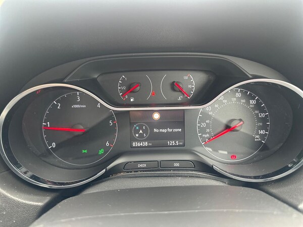 Used Vauxhall Grandland X 2018 for sale - 76182434: Photo 10