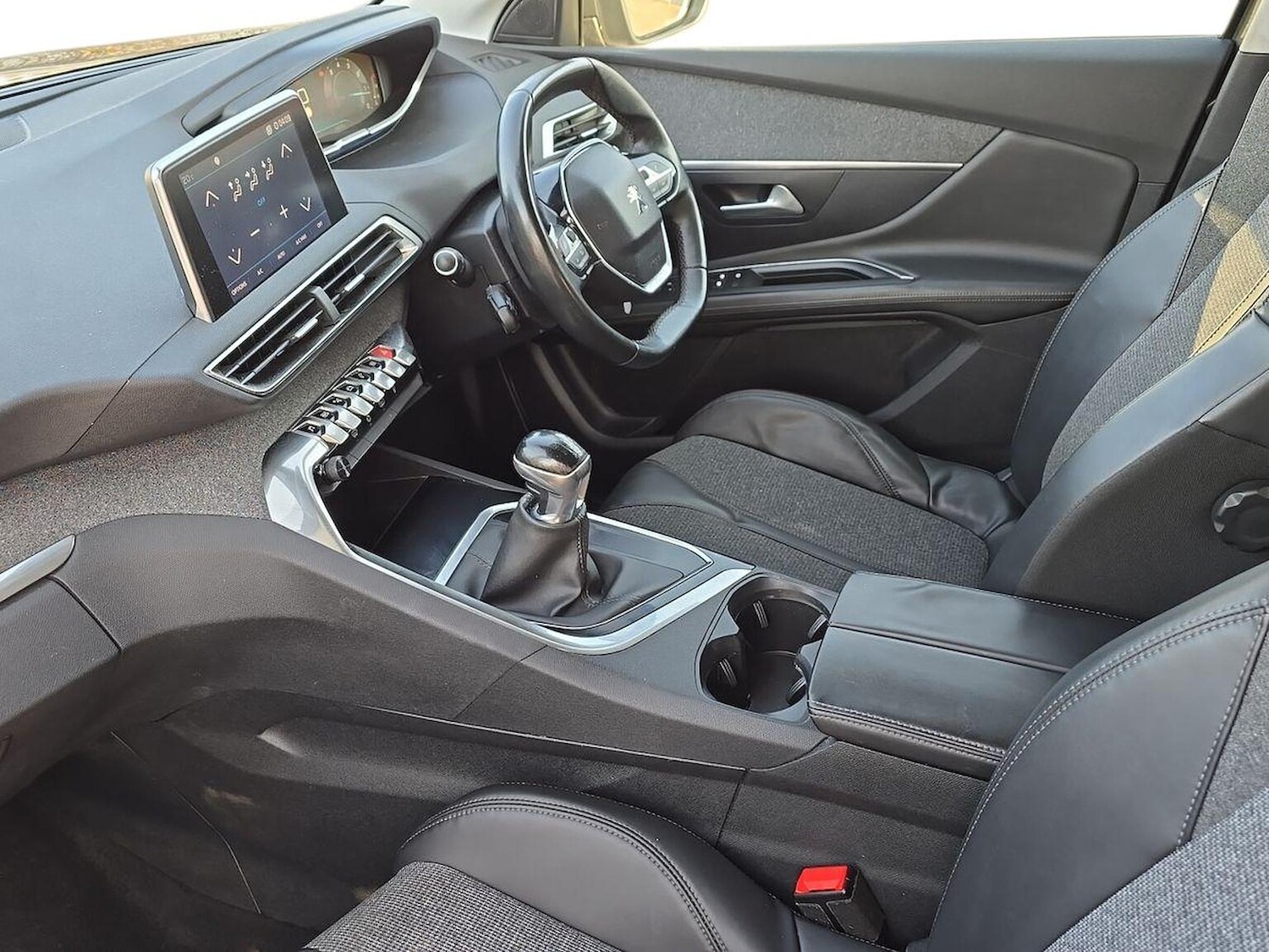 Used Peugeot 3008 2017 for sale - 78195831: Photo 9