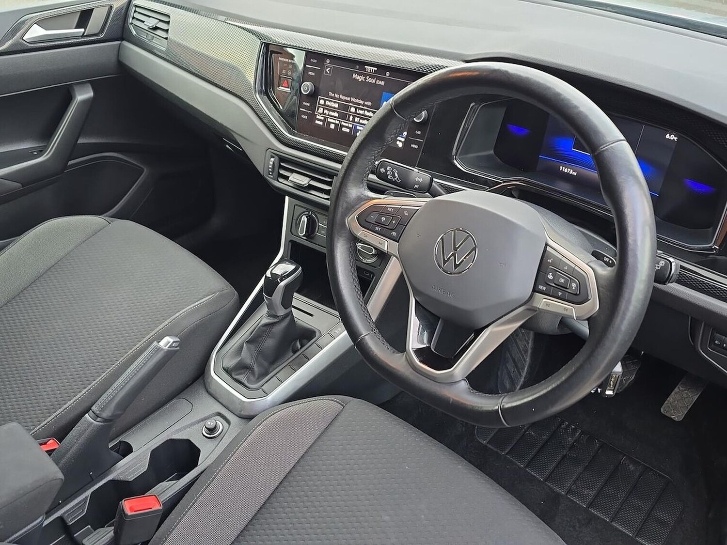 Used Volkswagen Polo 2024 for sale - 77639303: Photo 15