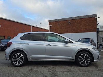 Used Volkswagen Polo 2024 for sale - 77639303: Photo