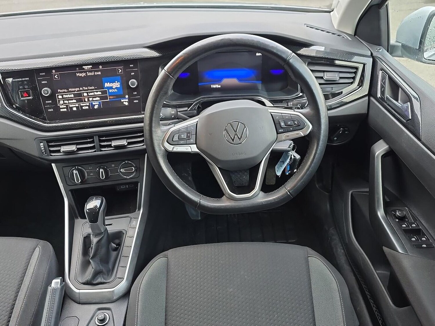 Used Volkswagen Polo 2024 for sale - 77639303: Photo 9