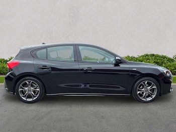 Used Ford Focus 2019 for sale - 78614789: Photo