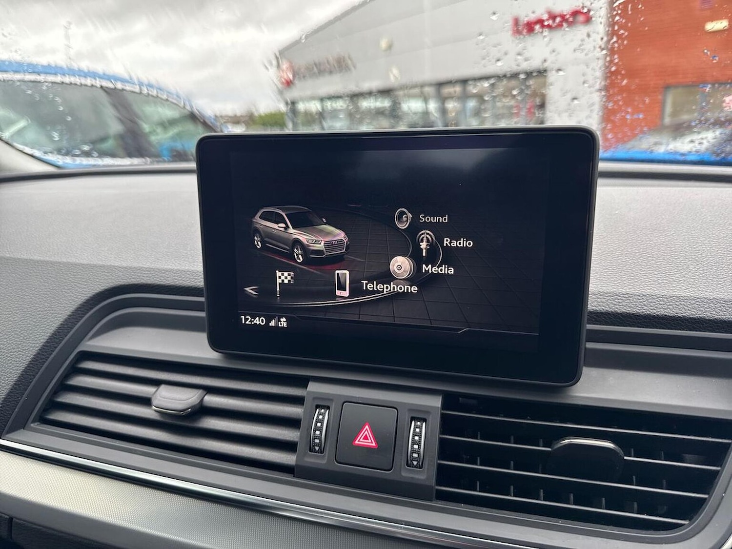 Used Audi Q5 2017 for sale - 76879668: Photo 11