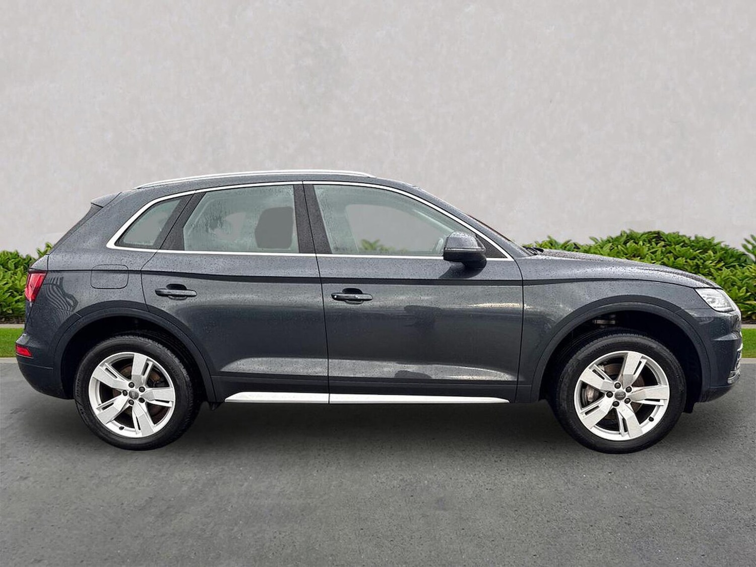 Used Audi Q5 2017 for sale - 76879668: Photo 3