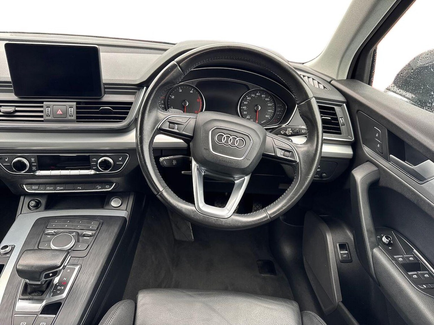 Used Audi Q5 2017 for sale - 76879668: Photo 9