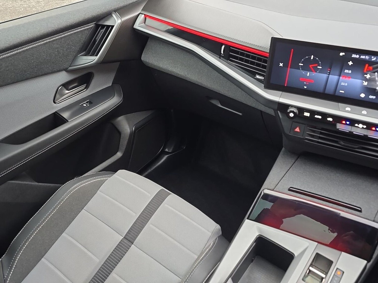 Used Vauxhall Grandland 2025 for sale - 77946104: Photo 28