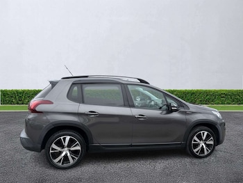 Used Peugeot 2008 2019 for sale - 79545711: Photo