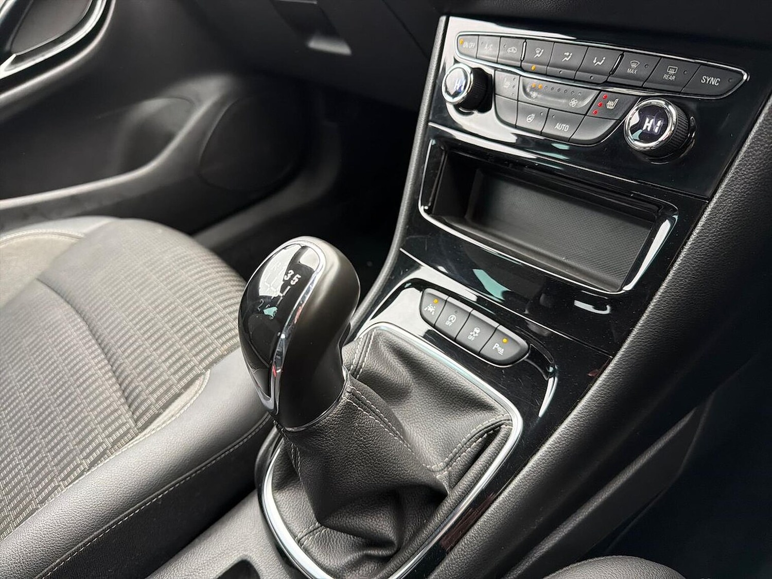 Used Vauxhall Astra 2021 for sale - 76578325: Photo 13