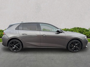 Used Vauxhall Astra 2023 for sale - 76536567: Photo