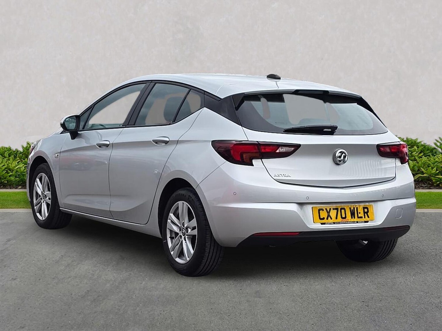 Used Vauxhall Astra 2020 for sale - 78195786: Photo 2