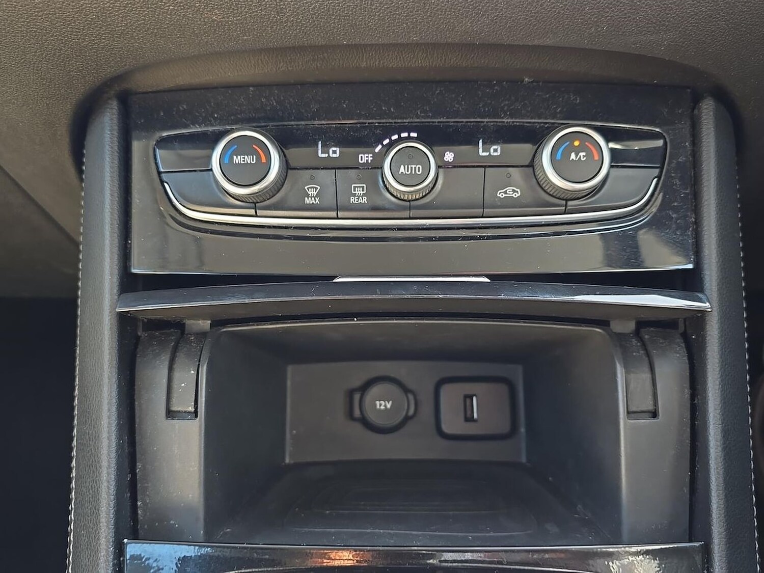 Used Vauxhall Grandland X 2018 for sale - 78195662: Photo 14