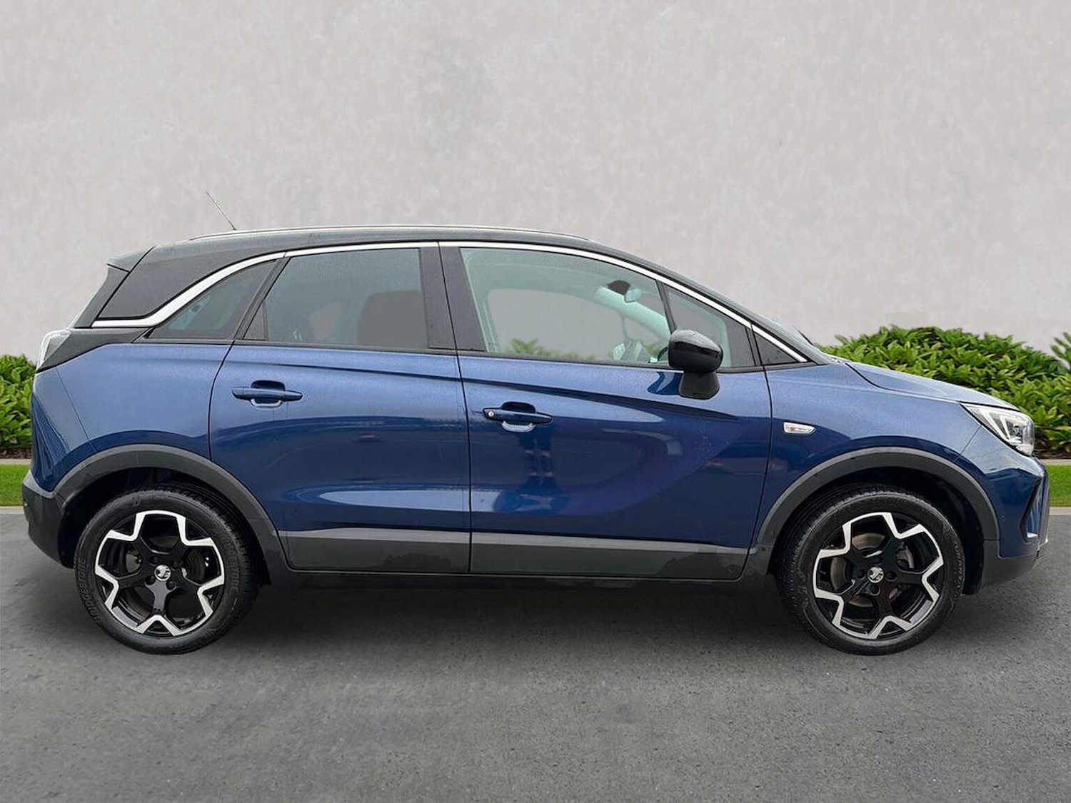 Used Vauxhall Crossland 2024 for sale - 76565460: Photo 3