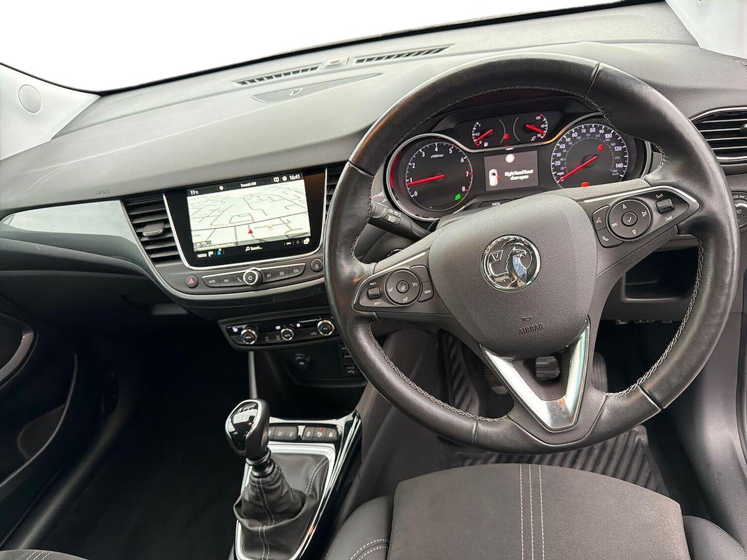 Used Vauxhall Crossland 2024 for sale - 76565460: Photo 9