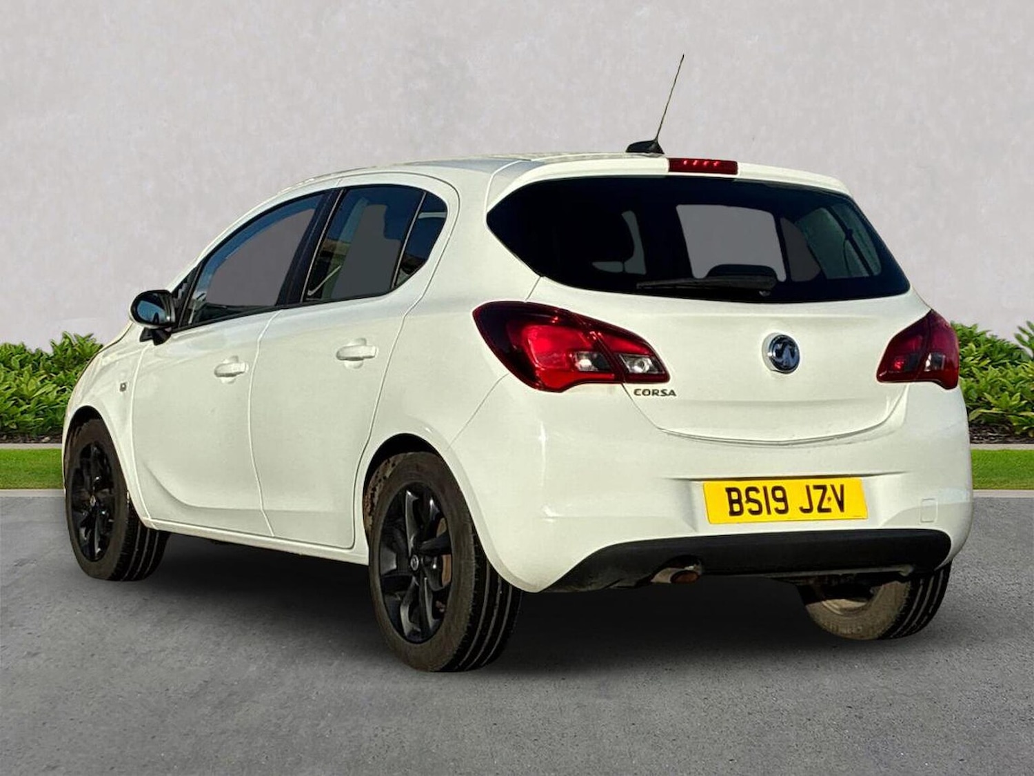 Used Vauxhall Corsa 2019 for sale - 76669463: Photo 2