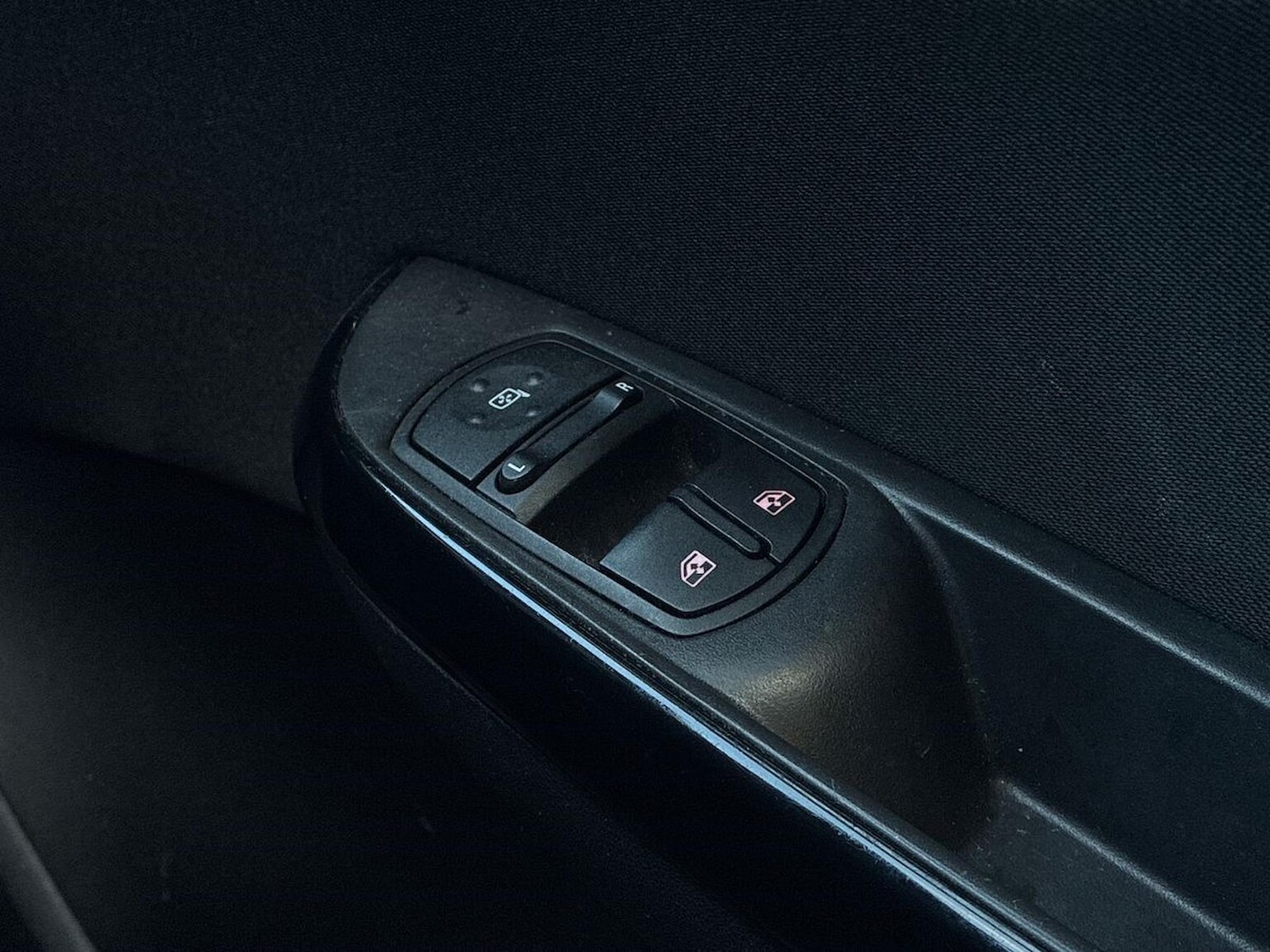 Used Vauxhall Corsa 2019 for sale - 76669463: Photo 21