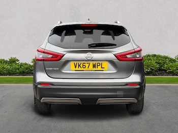 Used Nissan Qashqai 2017 for sale - 76536569: Photo