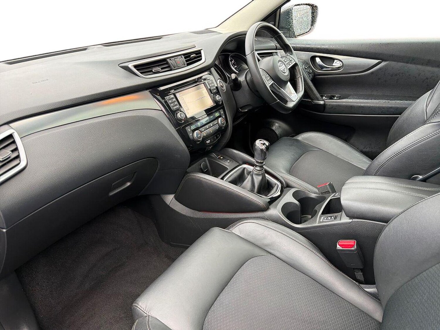 Used Nissan Qashqai 2017 for sale - 76536569: Photo 7