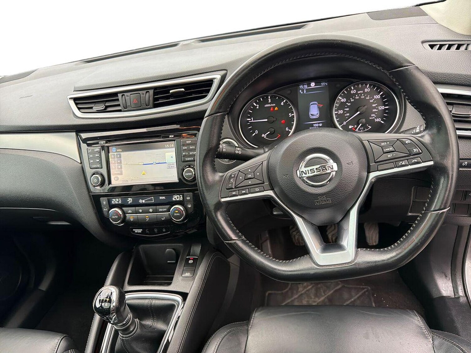 Used Nissan Qashqai 2017 for sale - 76536569: Photo 9