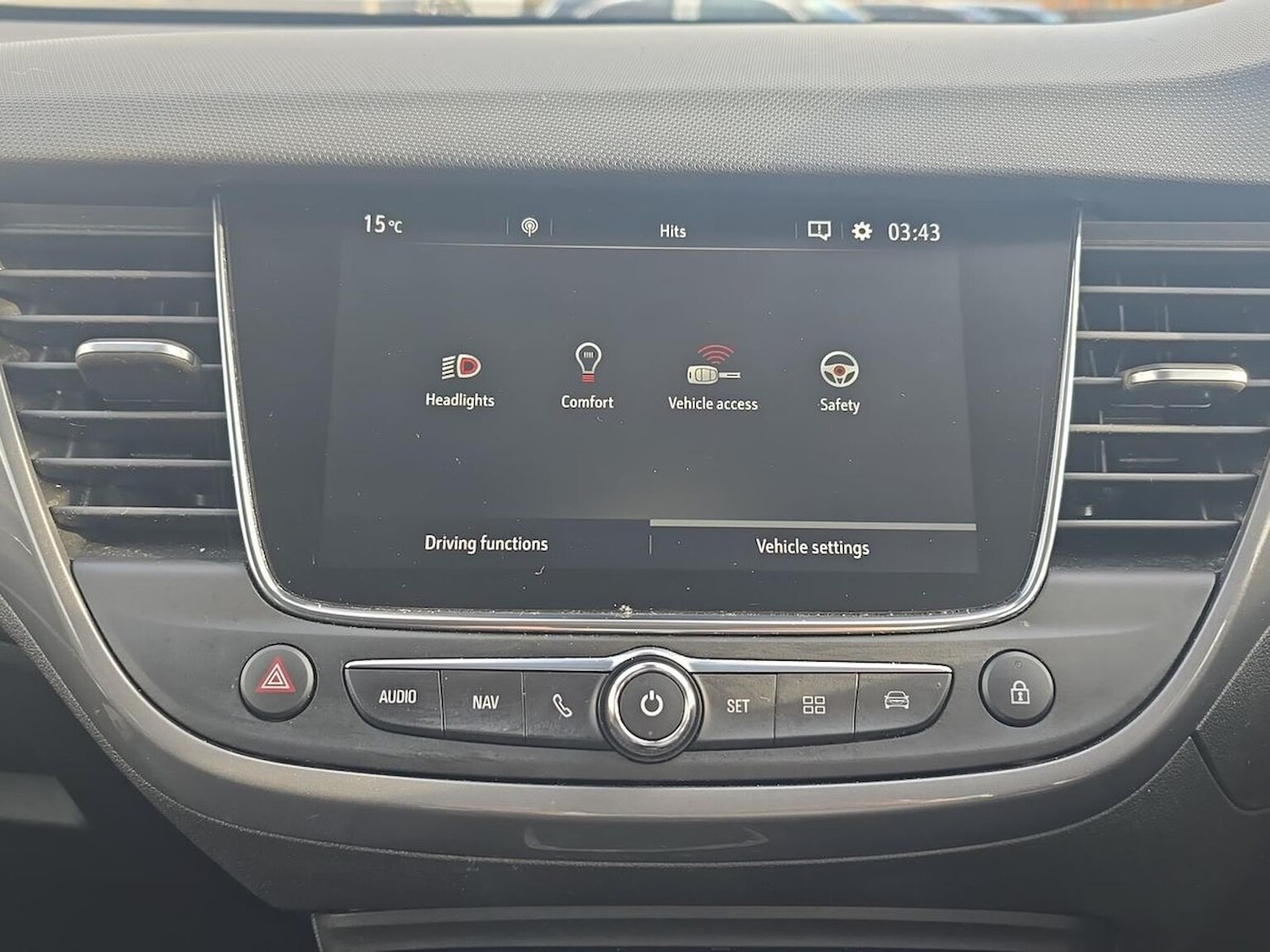 Used Vauxhall Crossland 2022 for sale - 76324685: Photo 25