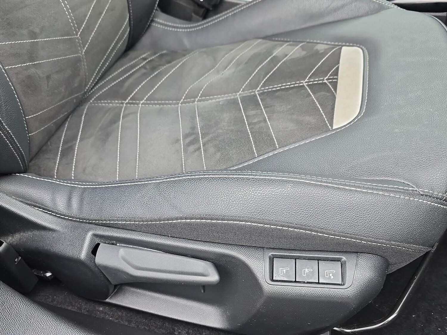 Used Vauxhall Corsa 2023 for sale - 78218645: Photo 32