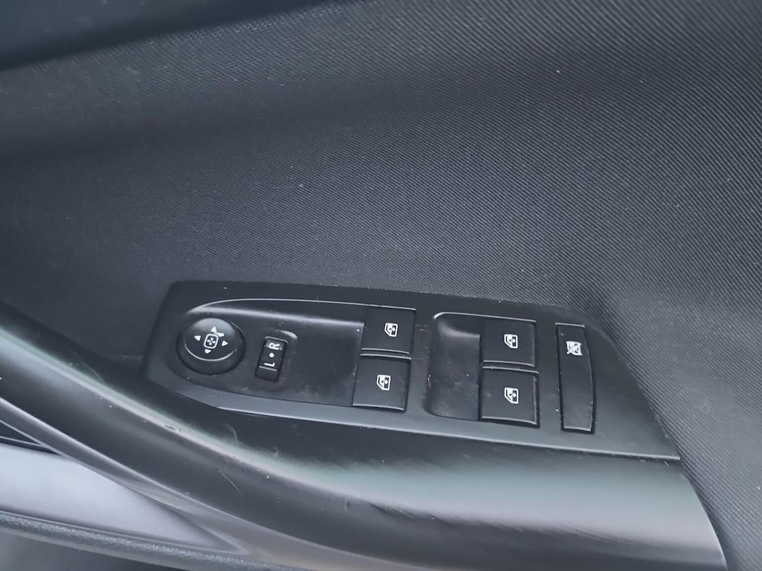 Used Vauxhall Astra 2016 for sale - 77073255: Photo 23