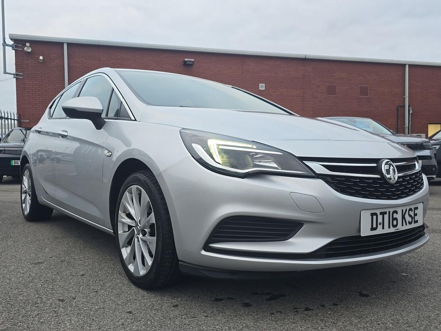 Used Vauxhall Astra 2016 for sale - 77073255: Photo 40