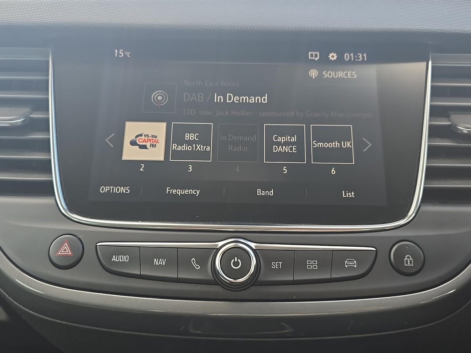 Used Vauxhall Crossland 2024 for sale - 76352462: Photo 11