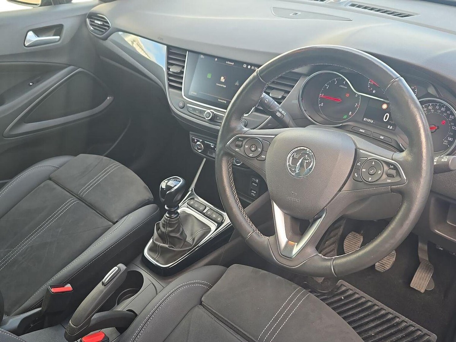 Used Vauxhall Crossland 2024 for sale - 76352462: Photo 15