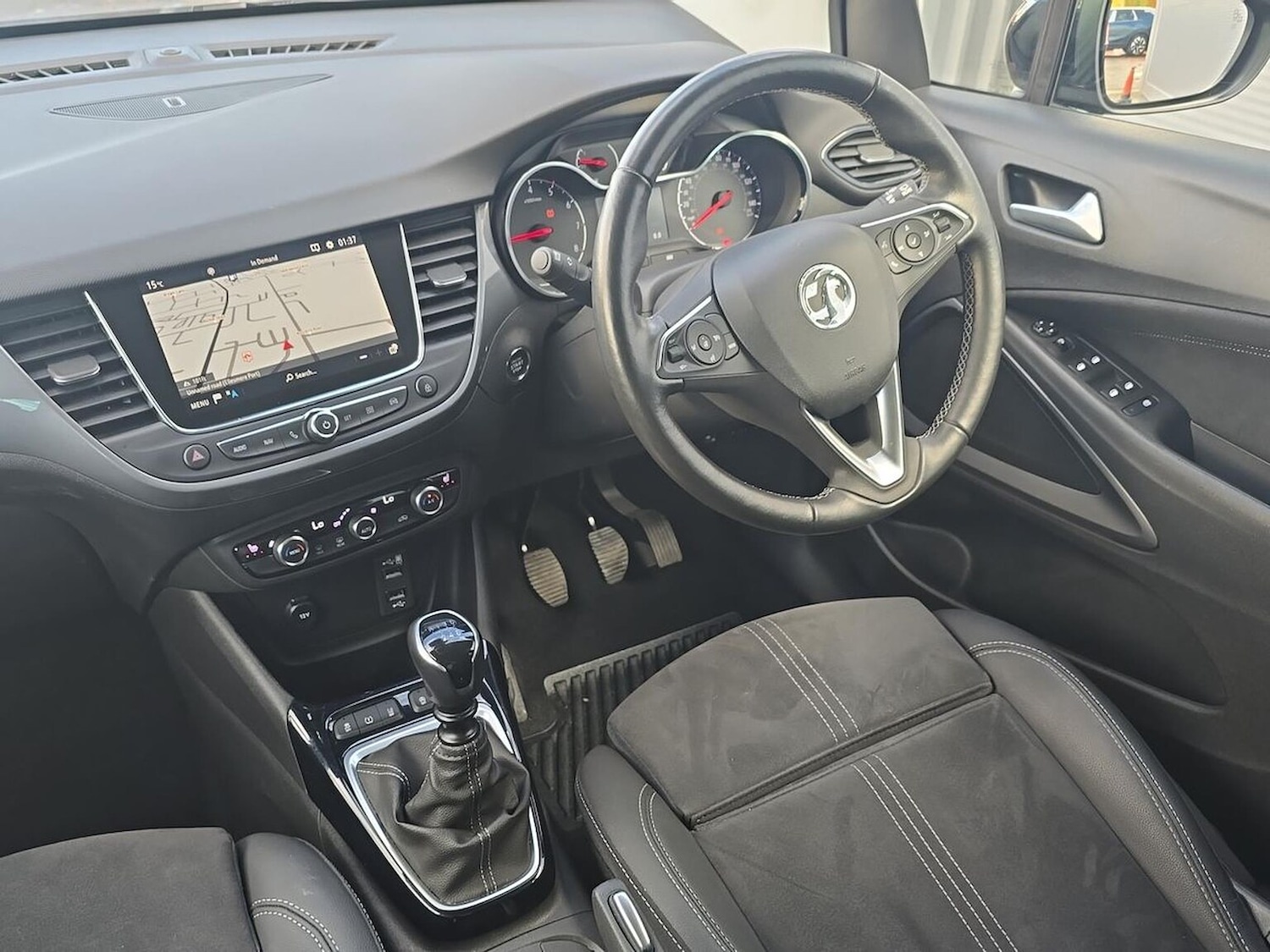 Used Vauxhall Crossland 2024 for sale - 76352462: Photo 28