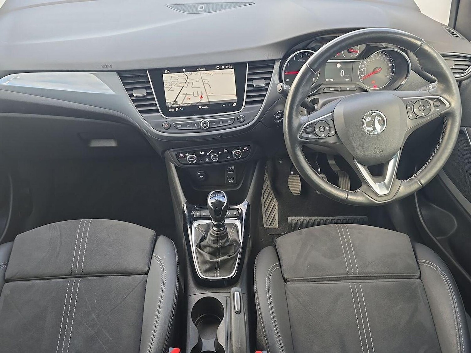 Used Vauxhall Crossland 2024 for sale - 76352462: Photo 8