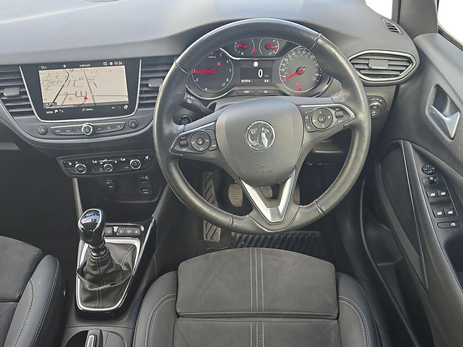 Used Vauxhall Crossland 2024 for sale - 76352462: Photo 9