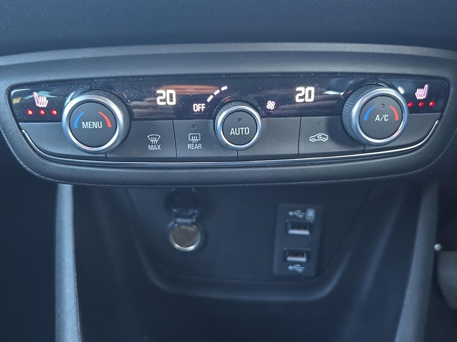 Used Vauxhall Crossland 2022 for sale - 76637807: Photo 11