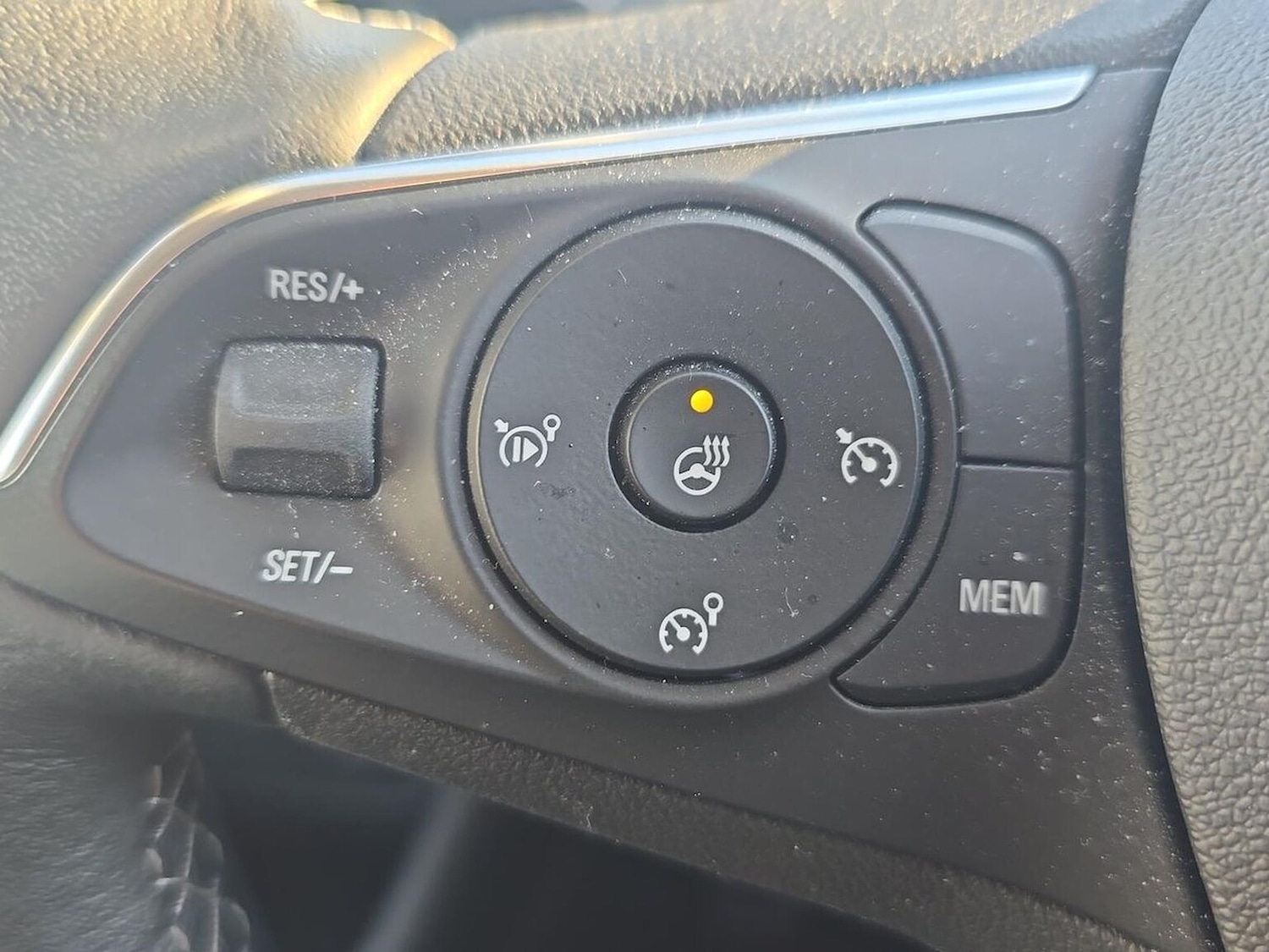 Used Vauxhall Crossland 2022 for sale - 76637807: Photo 35