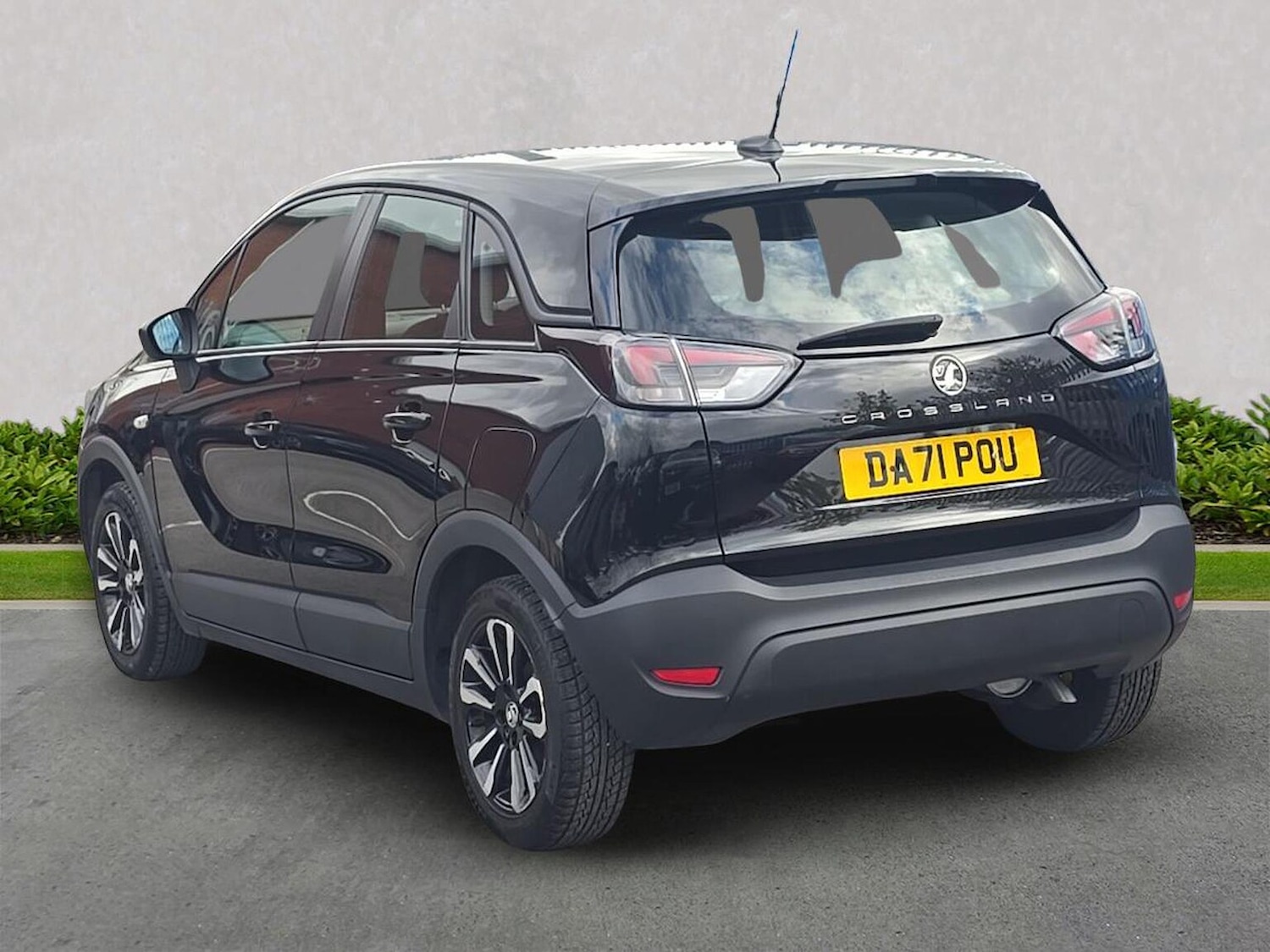 Used Vauxhall Crossland 2022 for sale - 76353678: Photo 2