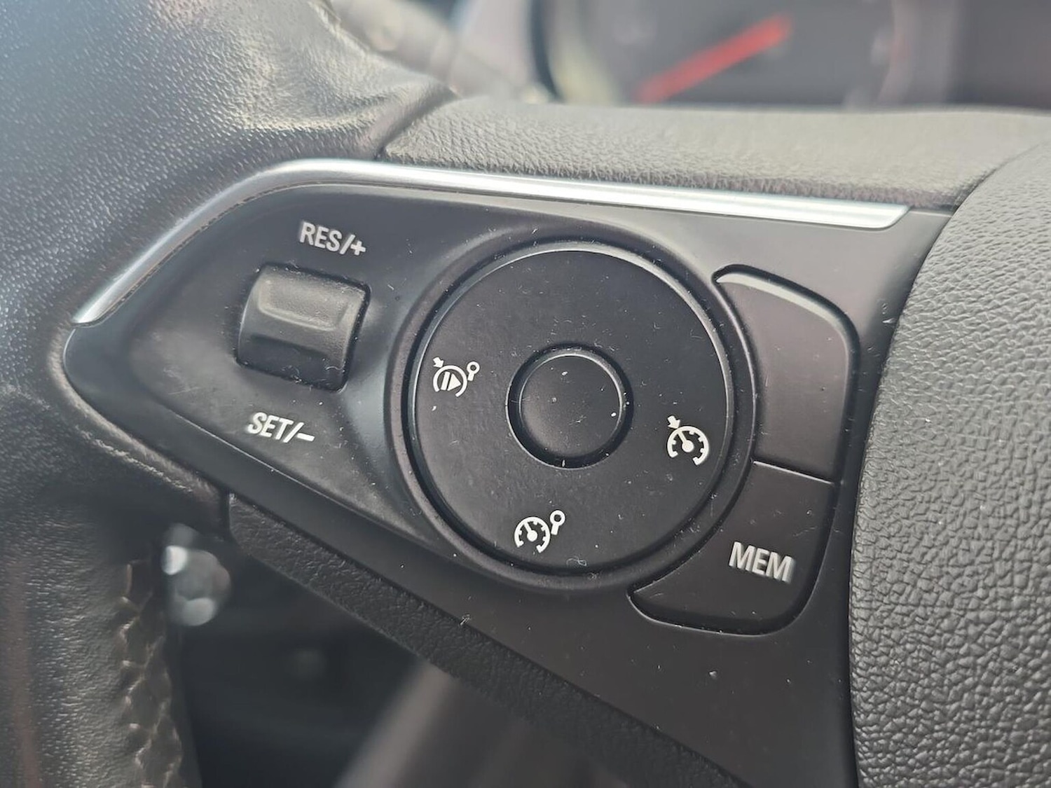 Used Vauxhall Crossland 2022 for sale - 76353678: Photo 26