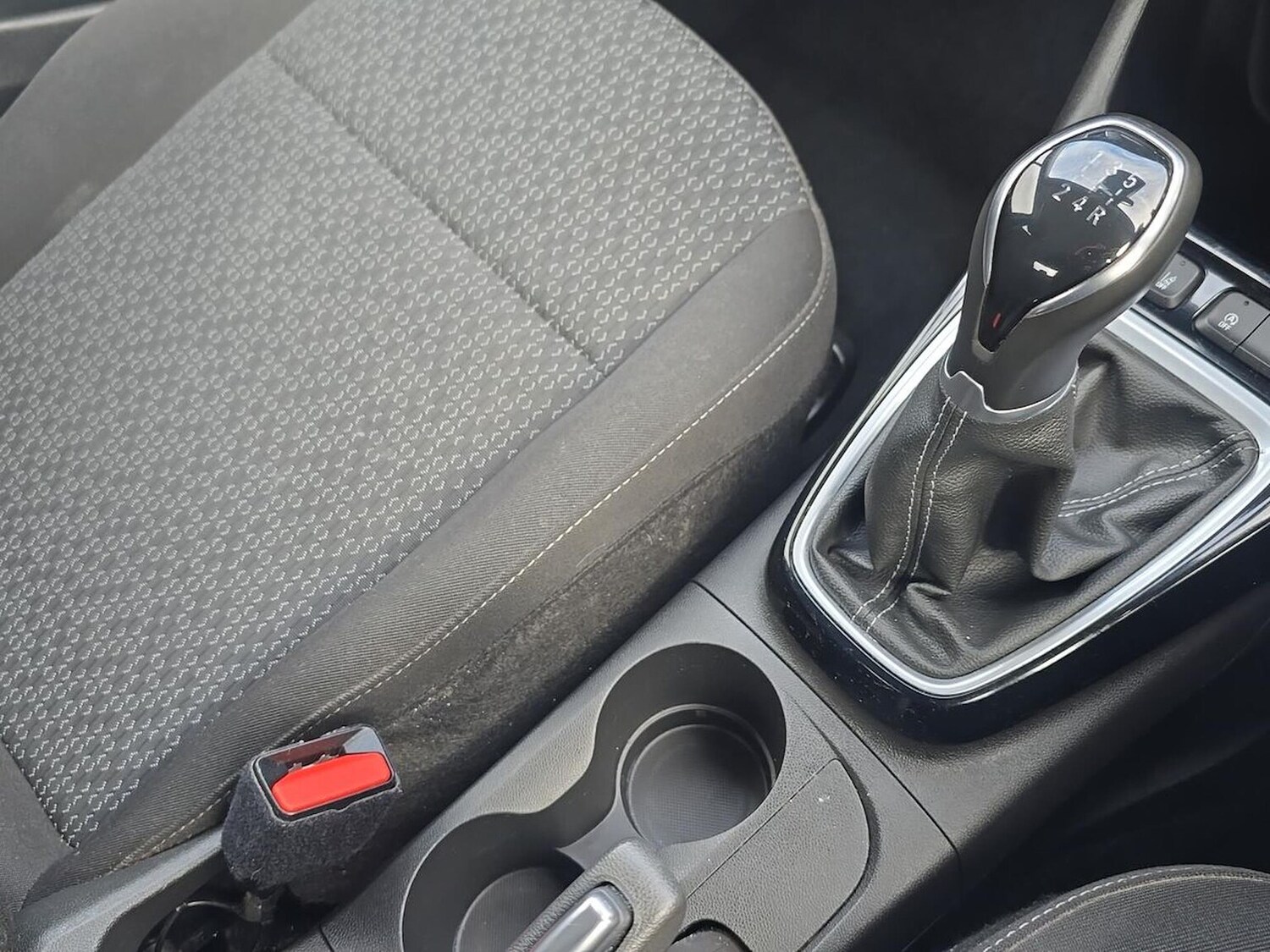 Used Vauxhall Crossland 2022 for sale - 76353678: Photo 31