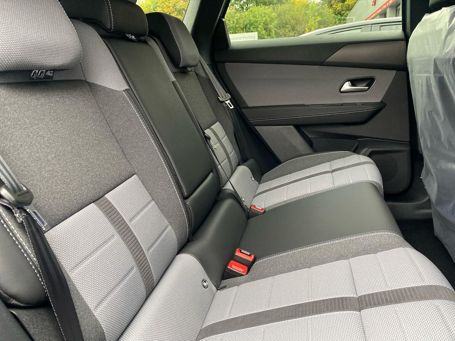 Used Vauxhall Grandland 2025 for sale - 76477232: Photo 16