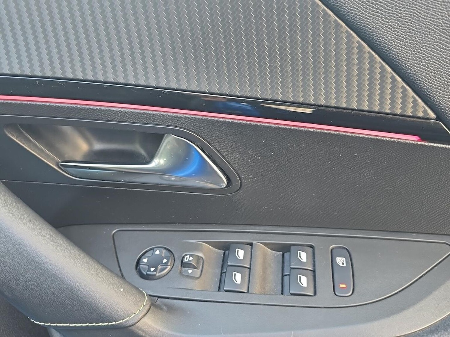 Used Peugeot 2008 2021 for sale - 76831982: Photo 21