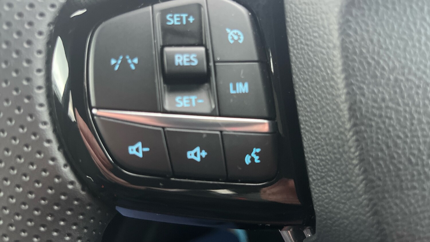 Used Ford Puma 2024 for sale - 77789465: Photo 27