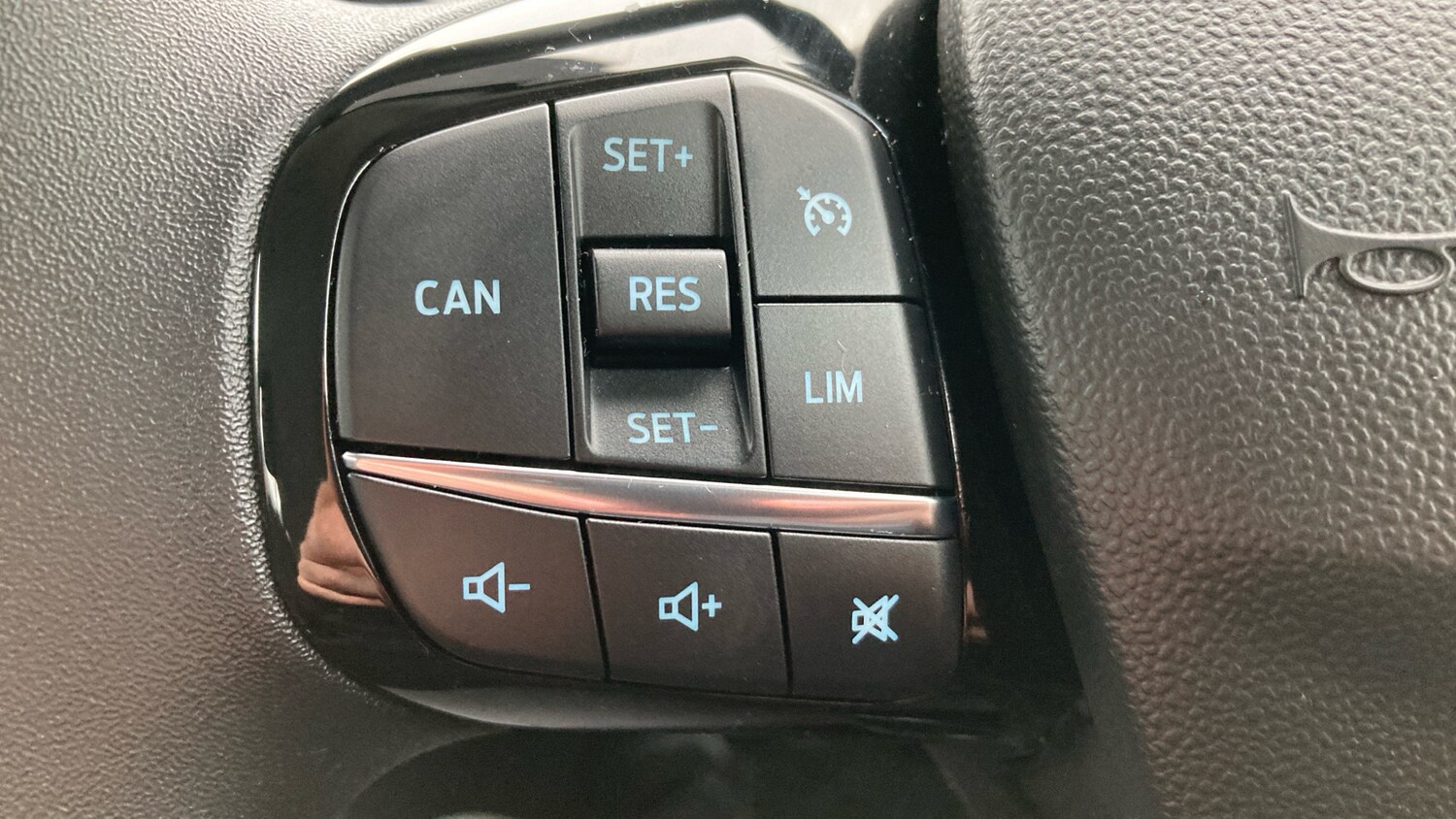 Used Ford Fiesta 2023 for sale - 77528061: Photo 28