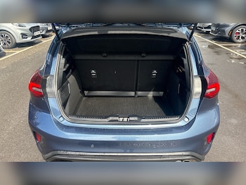Used Ford Focus 2022 for sale - 78577154: Photo
